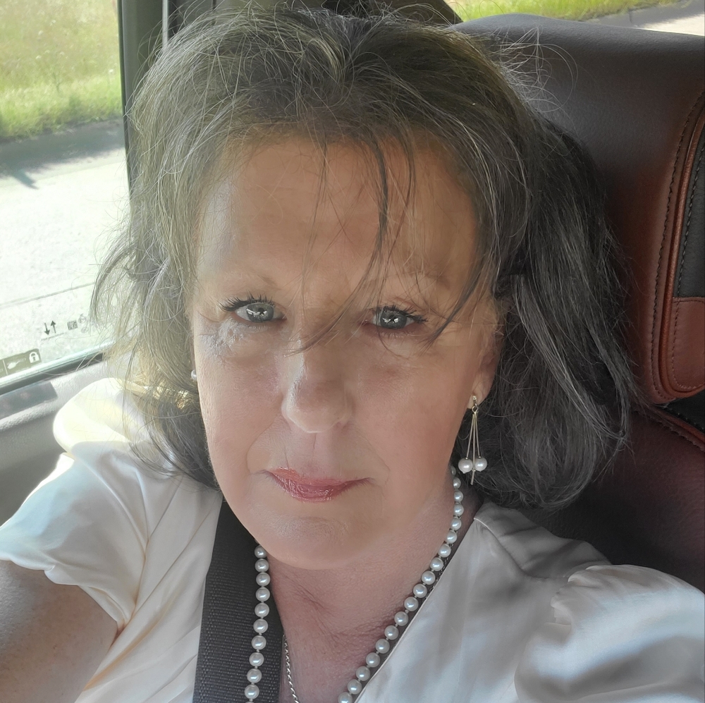 Meet your Posher, Jane